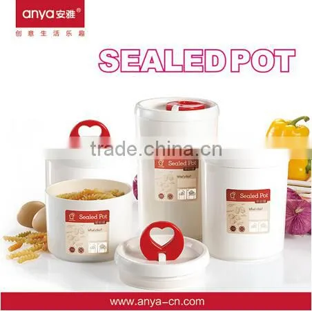 D678 Round Food Plastic Airtight Storage Canister Set & Sealed Pot Set Lager 1.5L Middle 0.8L Small 0.5L