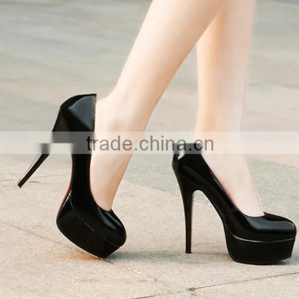 Handemade high quality China ladies beautiful flat shoes