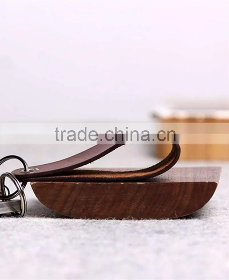 2016 latest design fashionable Phone pad holder custom key chain