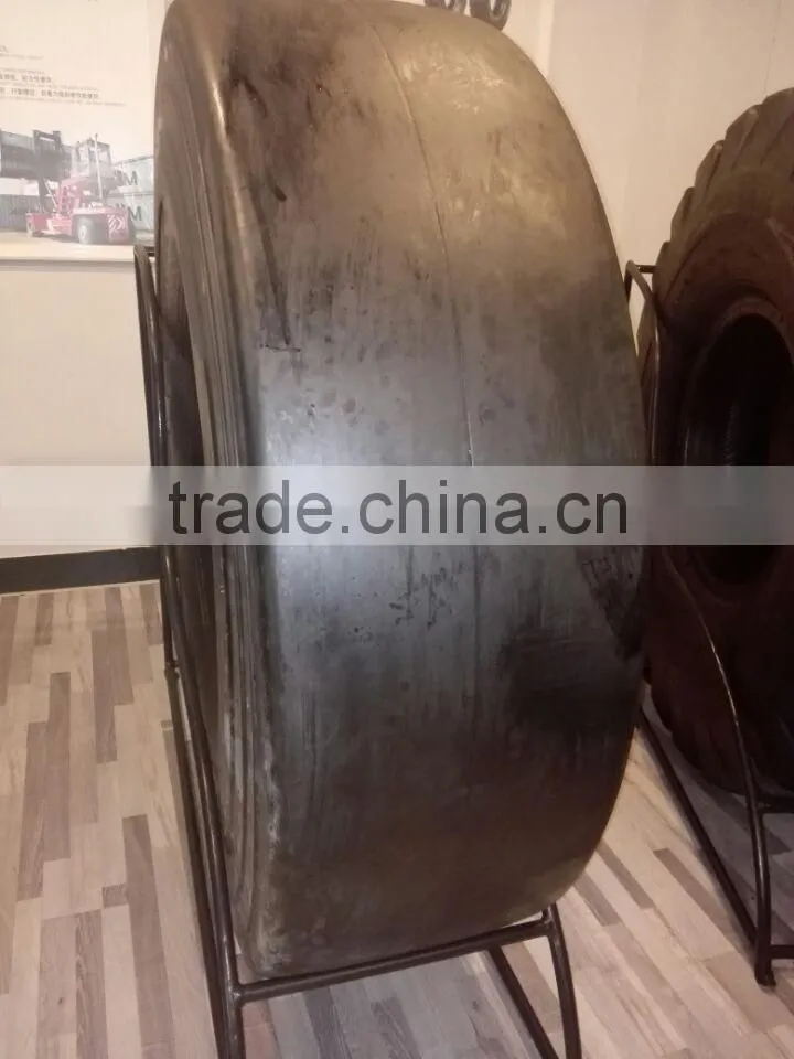 12.00-20-28 HARBOR TIRE TOP PORT USE TIRE WITH HIGH QUALITY MADE IN CHINA