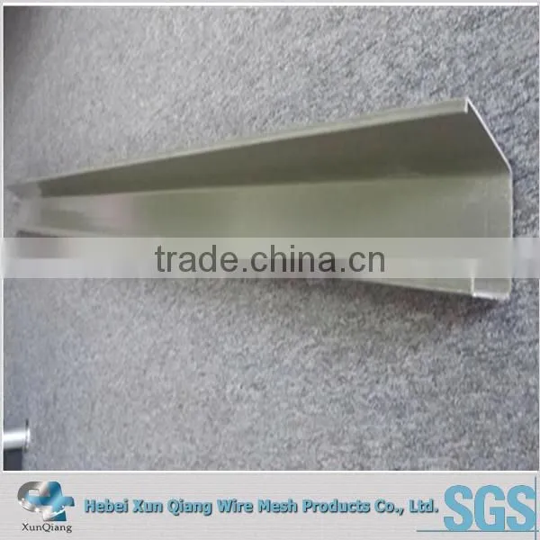 Hot galvanized chicken wire mesh cage for egg laying hens