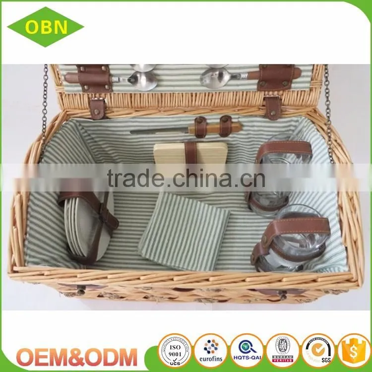 2017 new style wicker basket, brown picnic basket set with belt for four person