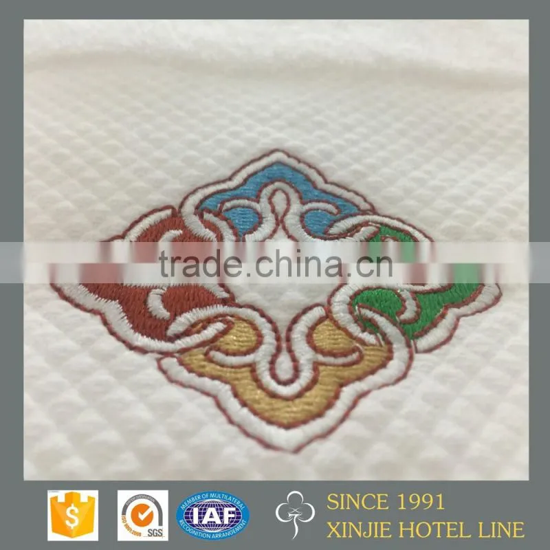 Wholesale Custom Embroidered Logo White Luxury Hotel Towels Bath 100% Cotton Towel