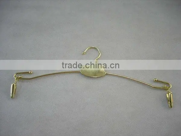 FM-51 cute colored lingerie hangers metal lingerie hangers