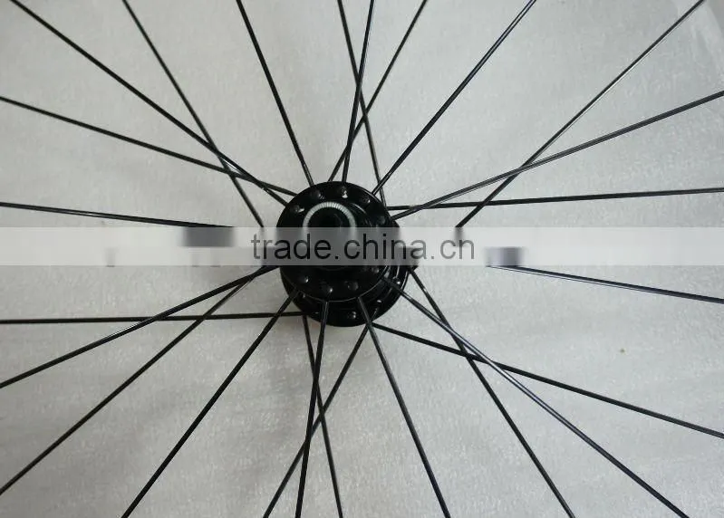 Light and high performance carbon wheels