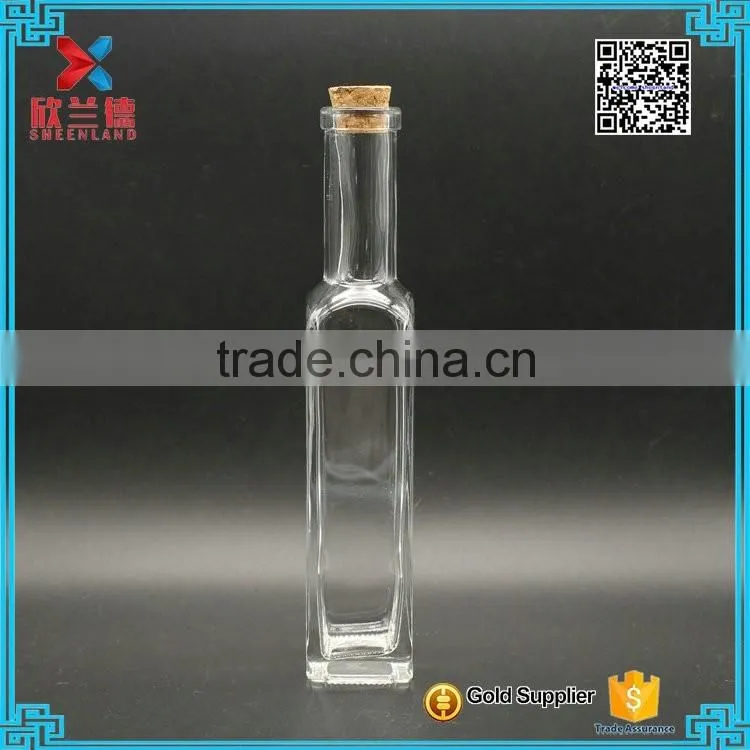 High quality slim wine bottle/150ml clear cork beverage bottle