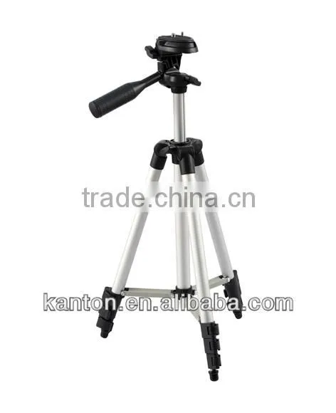 Lightweight flexible vbest seling 50" 4-section silver aluminium tripod stand