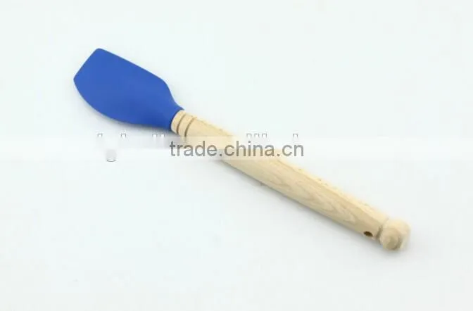 High Quality Silicone Kitchen Tools With Wooden Handle Set Of 5