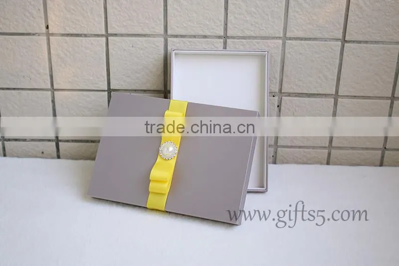 Elegant Handmade Luxury wedding invitation boxes