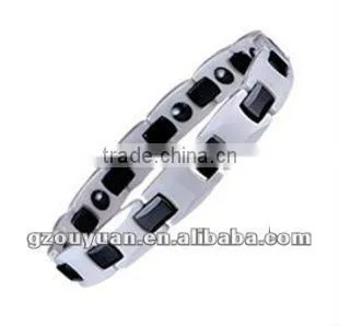 Unique design with zircon inlay ceramic jewelry