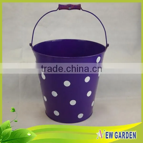 OEM Cheap Useful Barrel Shape Decorative Metal Hanging Basket Planters