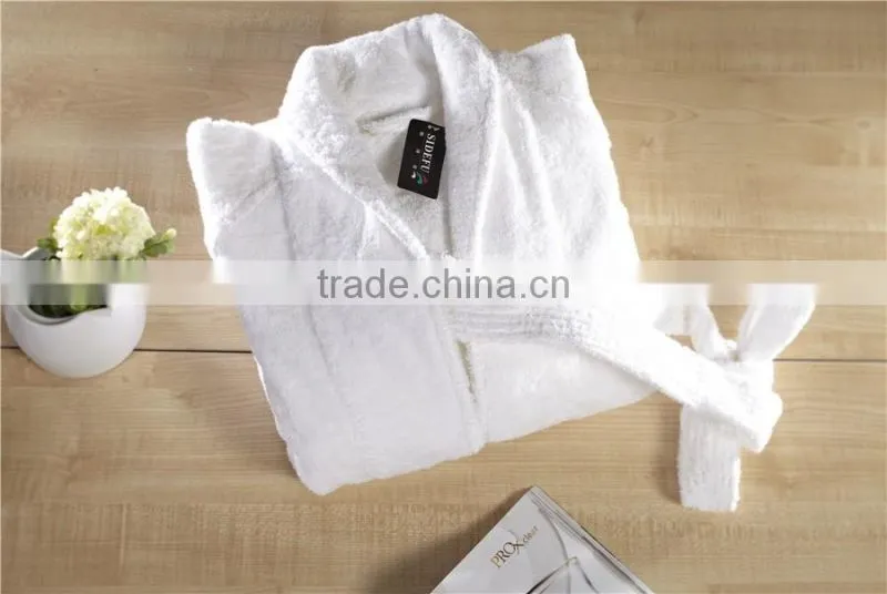 Hot Selling Customized Quick Dry Luxury White Shawl Collar Wholesale Hotel Terry Bathrobe
