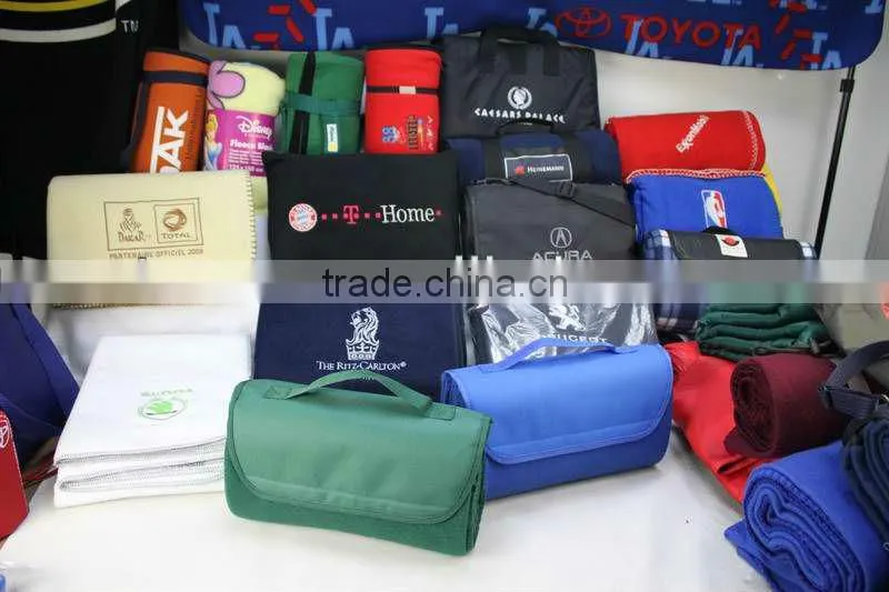 Alibaba Home Blue Anti-pilling Fleece Couch Blanket