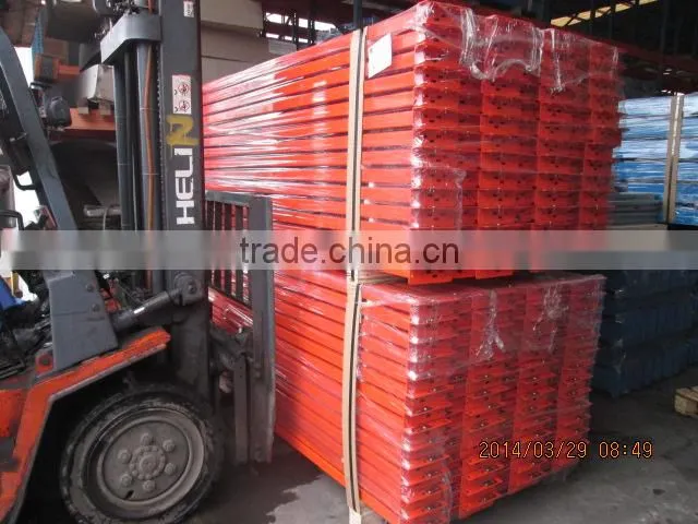 Gravity Warehouse Pallet Racks and Shelves