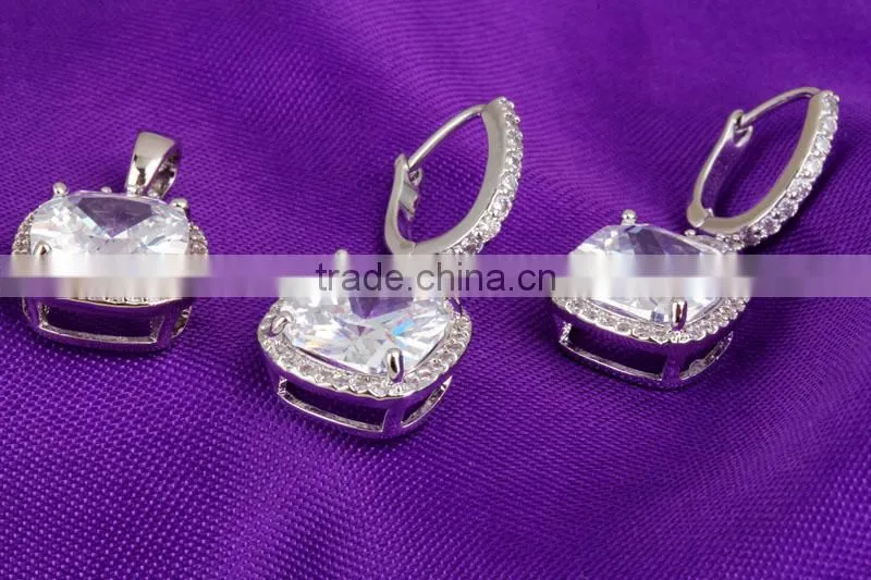 White Color Fashion Necklace With Earring Set For Wedding Zircon Jewelry Set