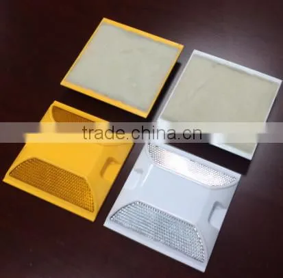 High quanlity yellow Trafiic Safety Reflective plastic road stud