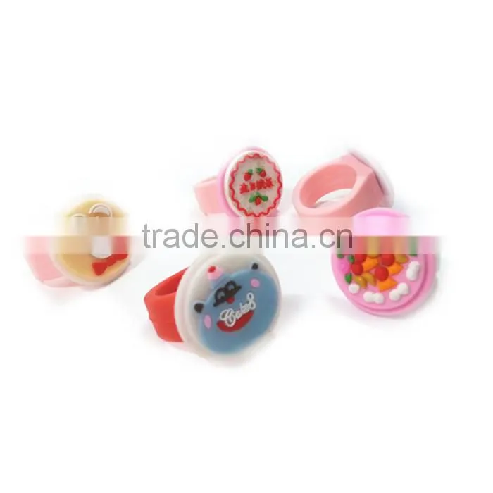 Wholesale Promotional Products China Plastic Finger Ring For Party Decoration