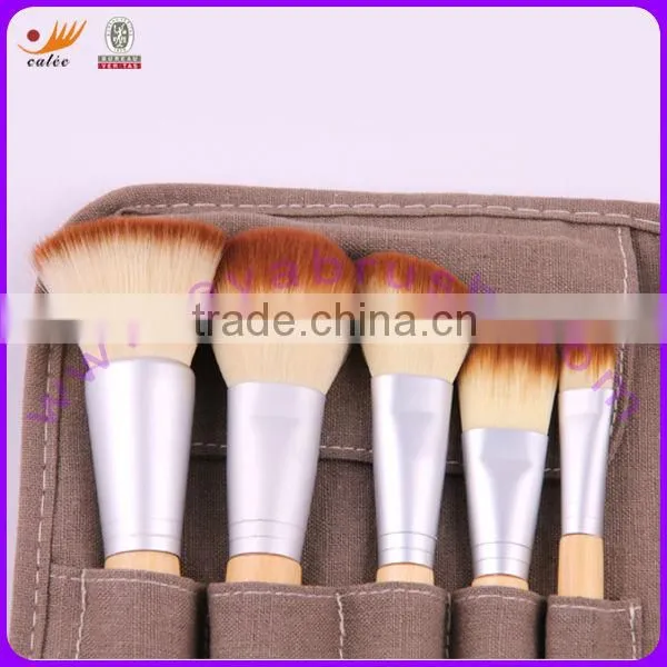 12 Pcs Bamboo Handle Makeup Brush Set