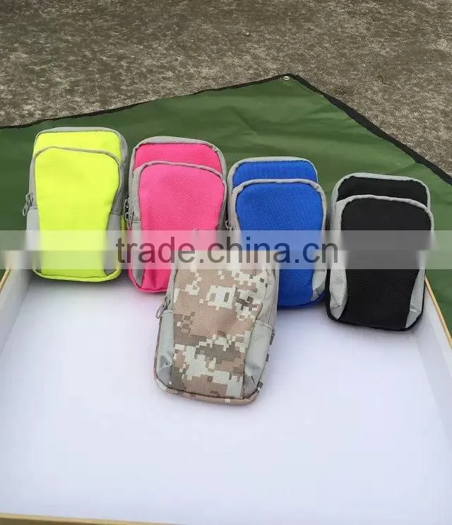 Adjusted sports bag for arm phone pouch