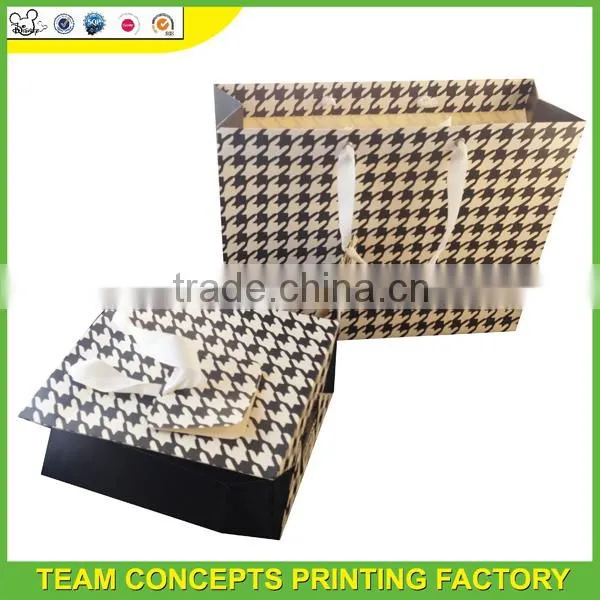 plaid shopping bag t shirt