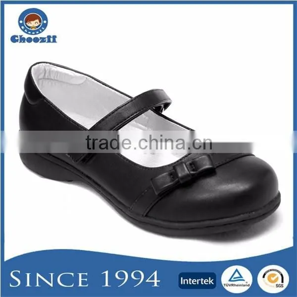 2016 Charming Girls Primary School Shoes with Flower Decoration