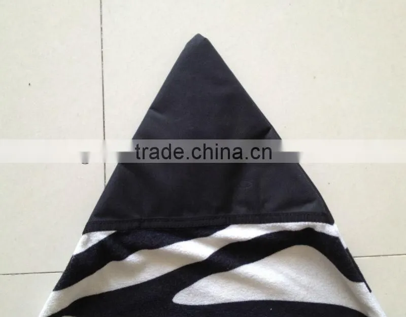 Shortboard surfboard sock / cover