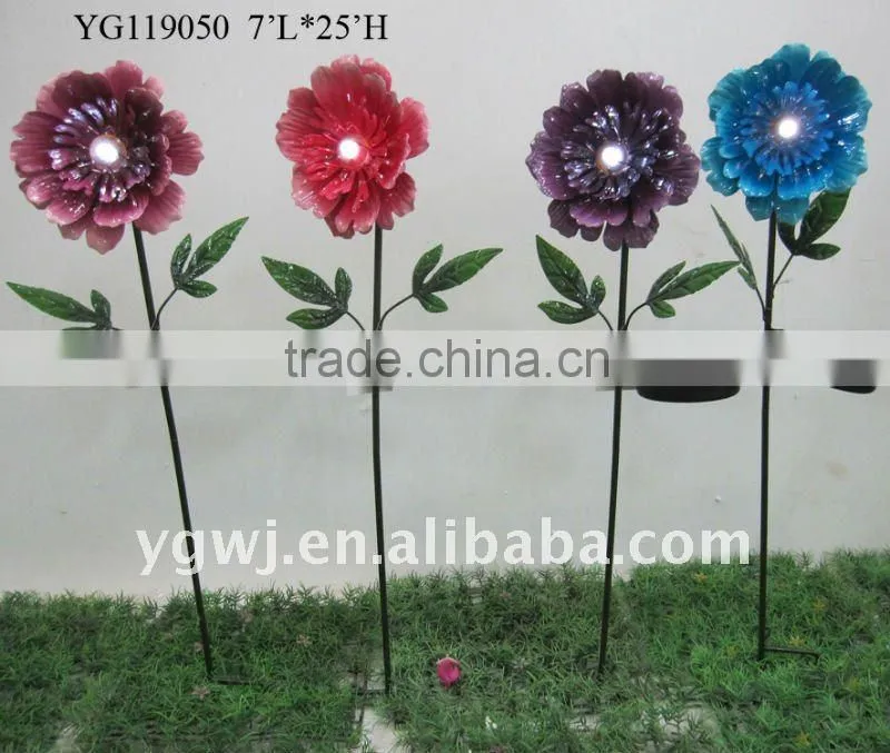 small metal flower for garden decoration