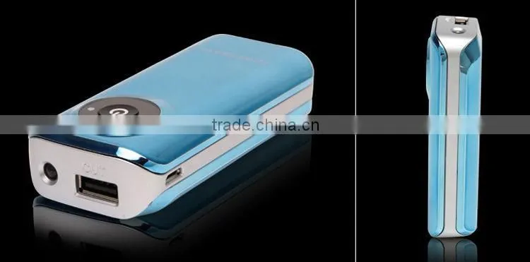 Manufacturer Most fashionable 15000mah Black Portable solar mobile phone charger for iphone 5
