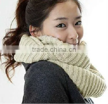 2012 fashion knitted neck warmer scarf