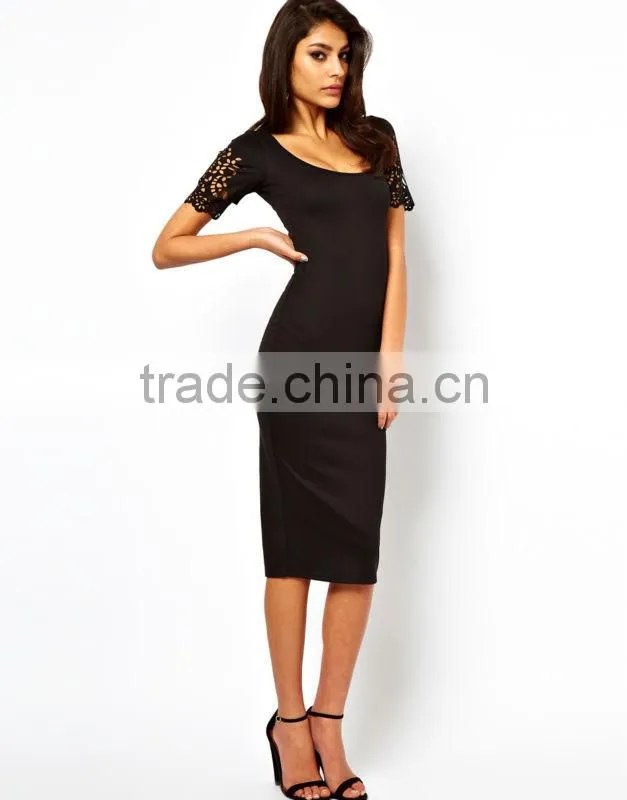 Body-Conscious Dress With Laser Cut Sleeves