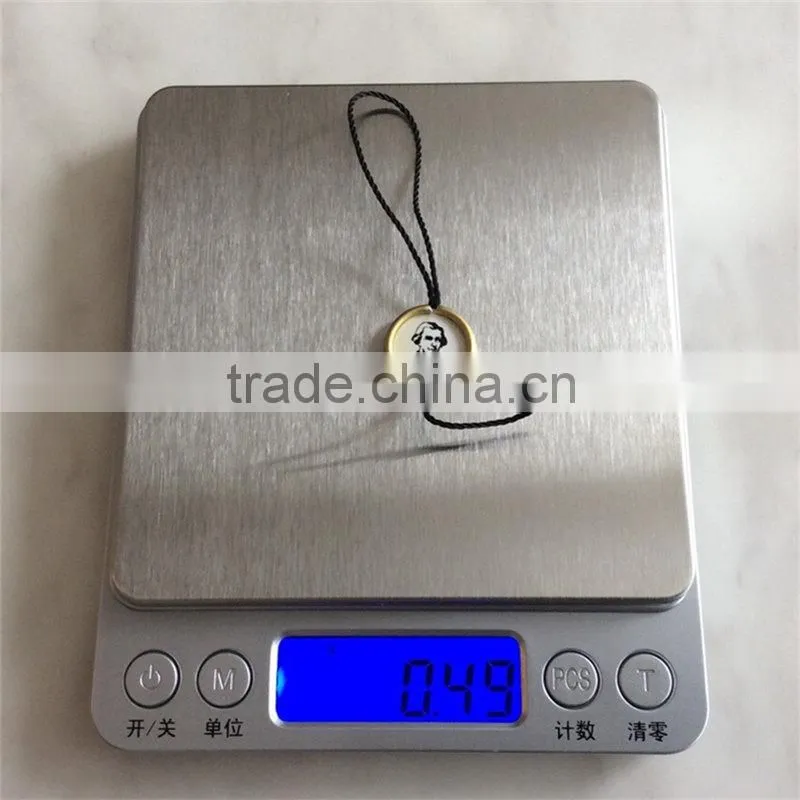Metal hang tag