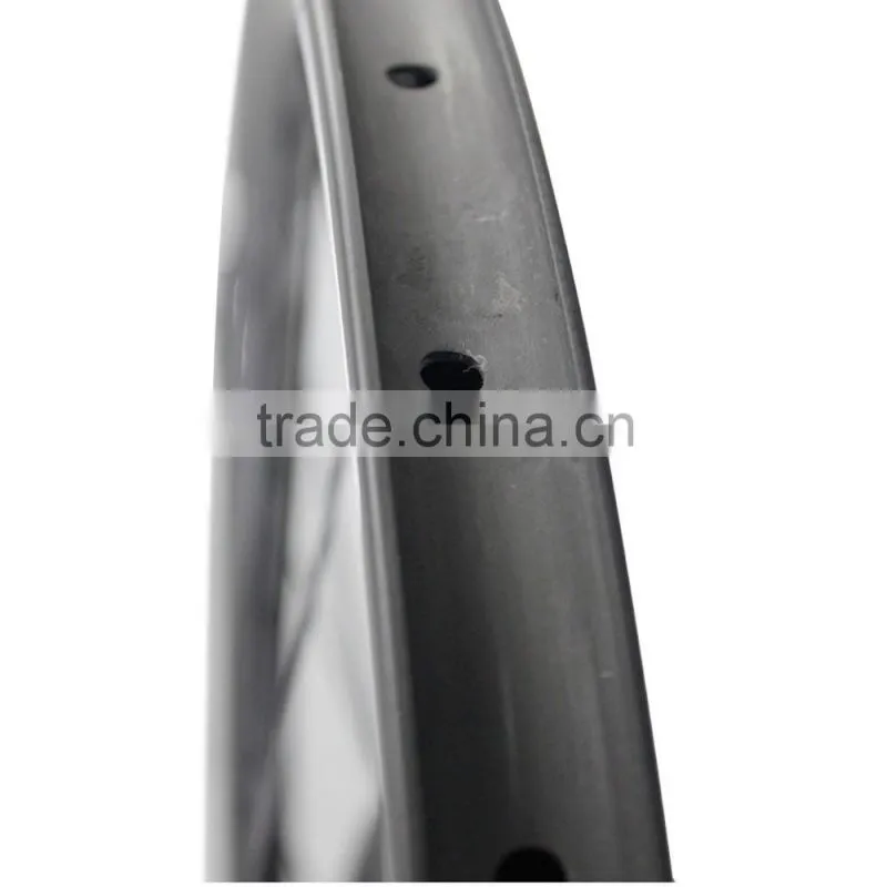 2016 light weight and strong thru axle 29er-25c clincher carbon mountain bike wheels 29er