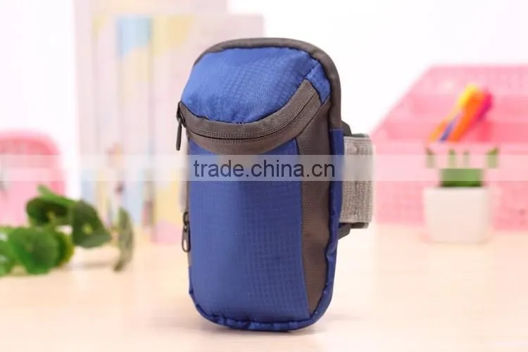 Waterproof outdoor sports 6 inch mobile phone arm bag