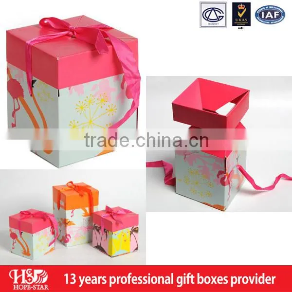 Luxury 2015 folding box with ribbon gift packaging