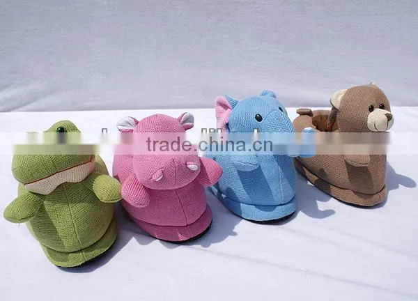 Plush indoor animal slippers