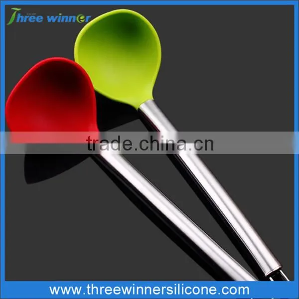 Collapsible common wholesale silicone kitchenware