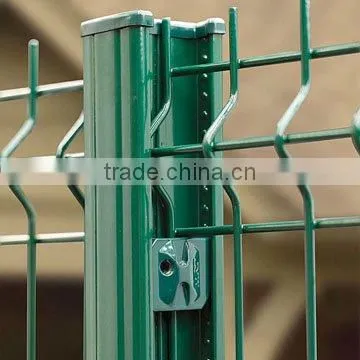 PVC coated welded wire mesh fence