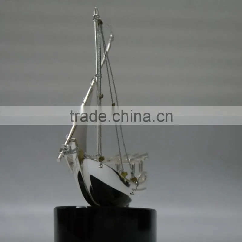 2017 NEW DESIGN real golden plated Dhow Model For kuwait Gifts