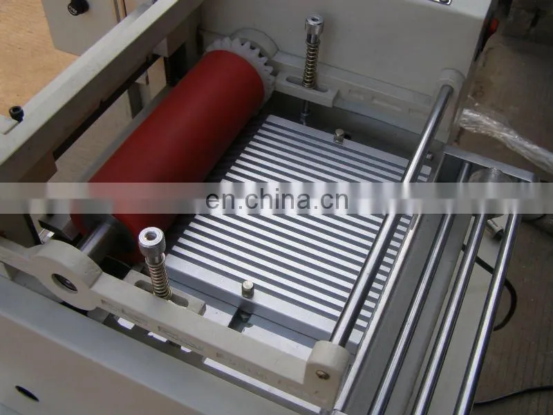 Hot Sale Microcomputer Cutting Machine China Price