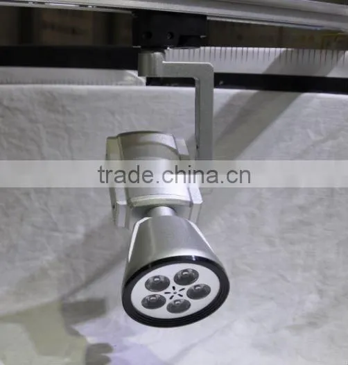 Certificated led tracking light