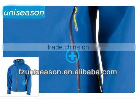 Waterproof green men sportwear for camping