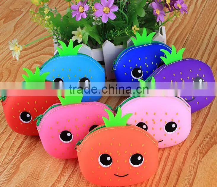 Lovely strawberry customized silicone wallet for coin&money&carry articles