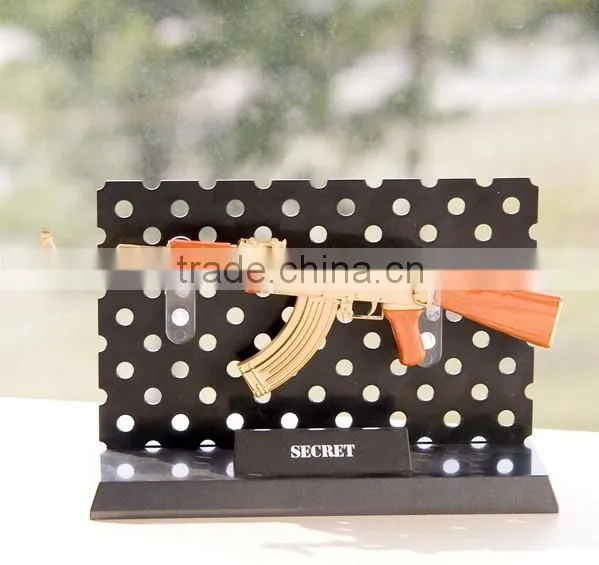 New arrived OEM miniature gun action figure for kids