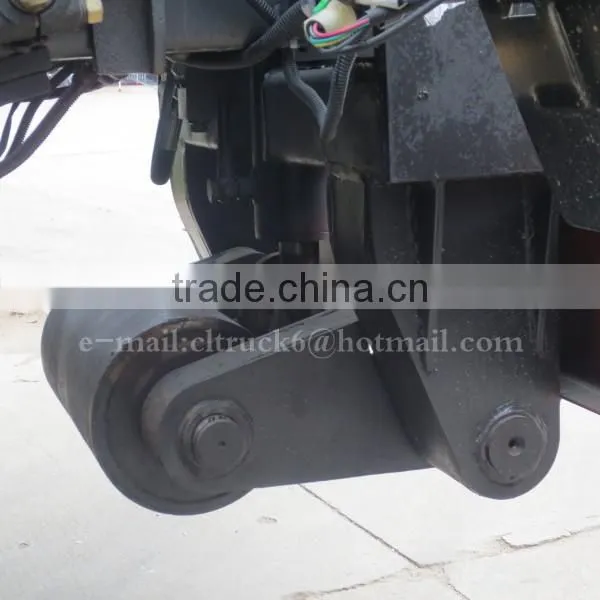 4*2 DONGFENG Detachable Compartment Garbage Truck 12m3