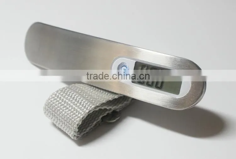 Electronic portable digital luggage hanging scale
