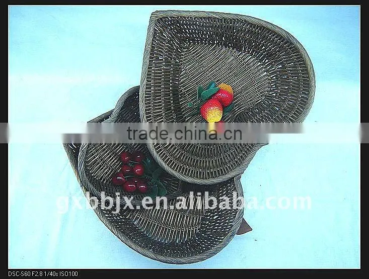 Heart shaped rattan weave storage fruit bowls set of three