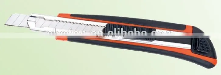 9mm blade office utility knife with rubber grip