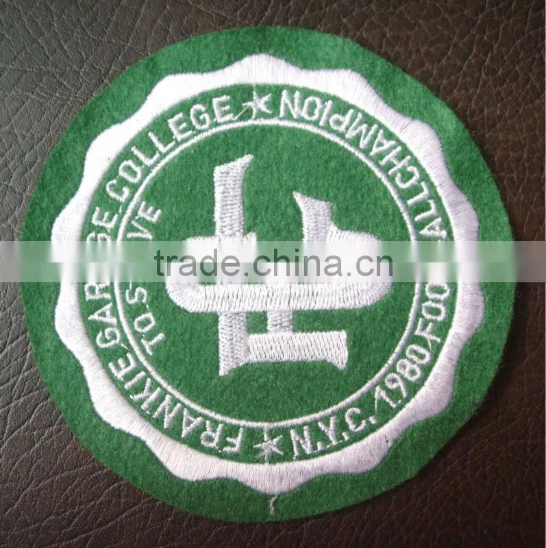 Customized custom clothing labels