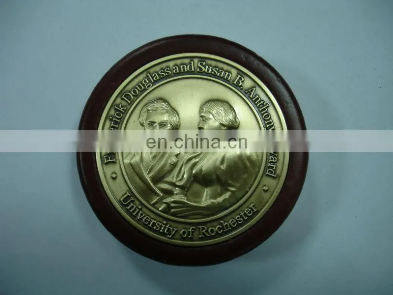 Custom pin badge / metal badge buttons/ custom made metal buttons