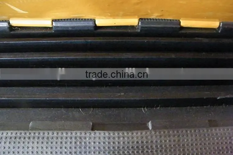 Lower Factoty Price 900*500*50mm Soft Flexible 5 channels Rubber heavy duty cable protector